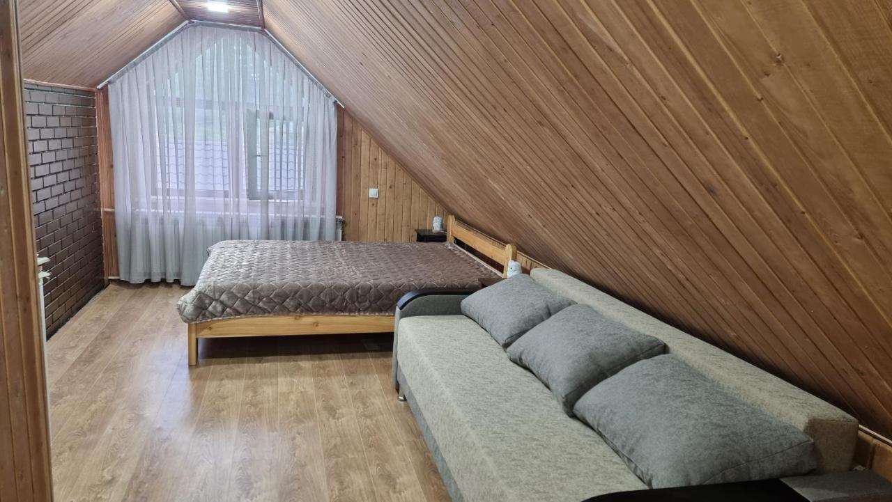 Villa Paraiso Karpaty Tesnitska ภายนอก รูปภาพ
